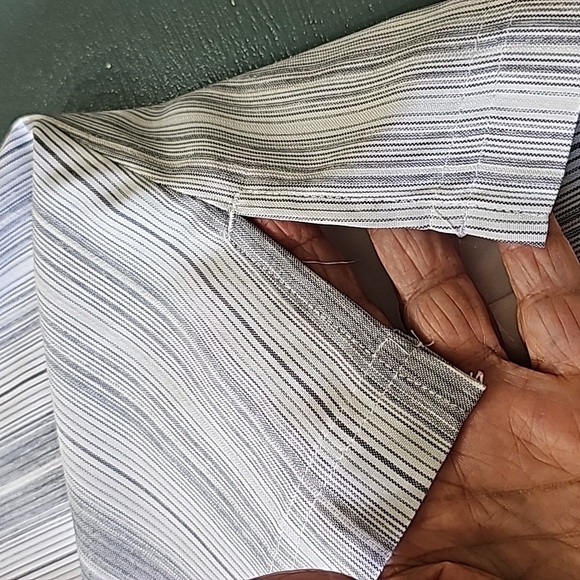 Vuarnet striped skort. Size 4. It has three pockets. Gray and white. - Picture 5 of 12